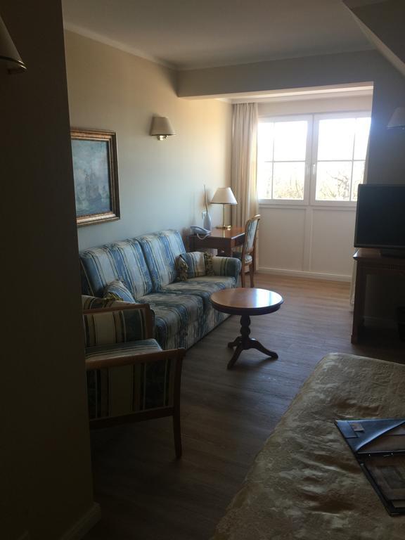 Strandhotel Deichgraf 그랄뮈리츠 외부 사진