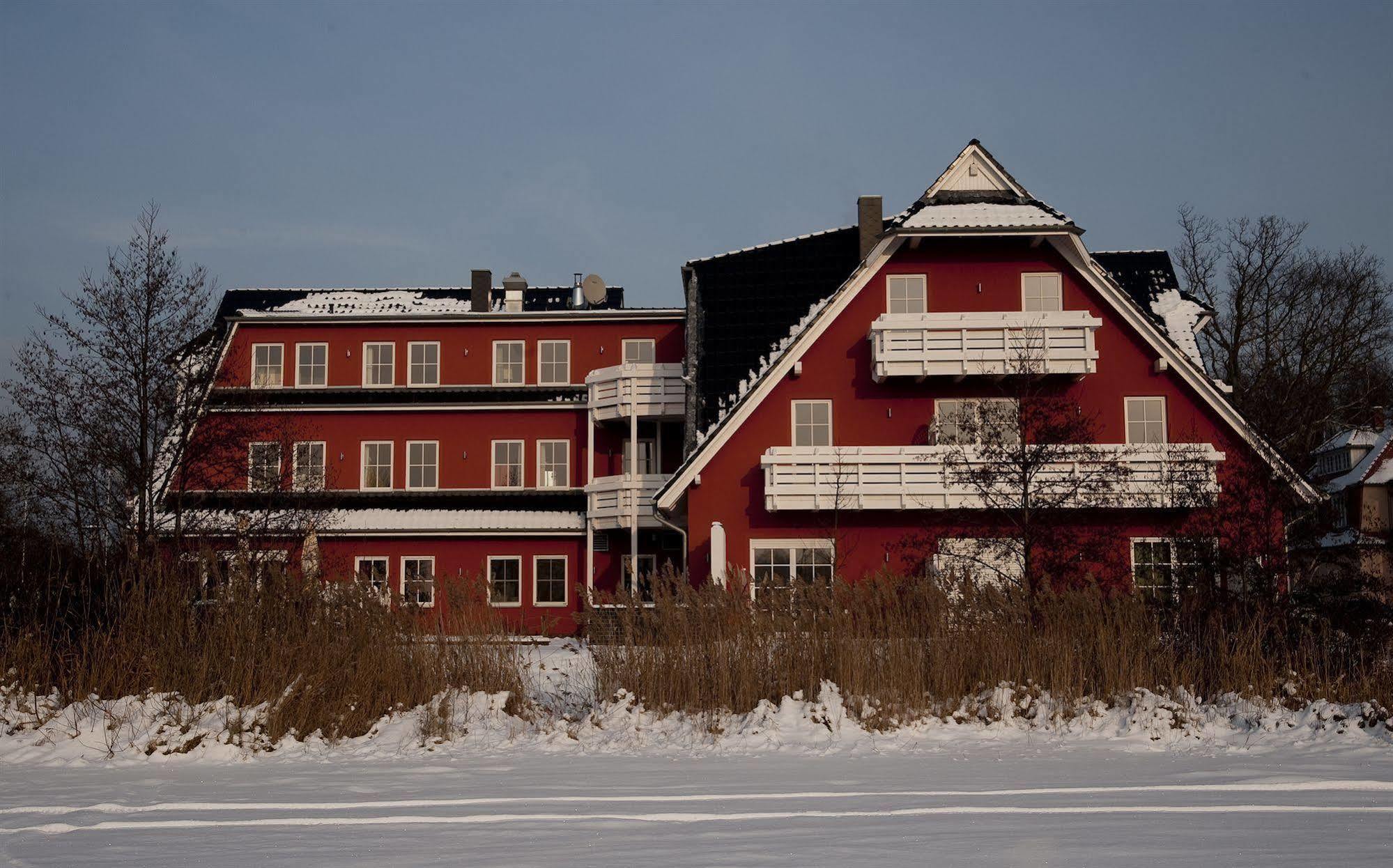 Strandhotel Deichgraf 그랄뮈리츠 외부 사진